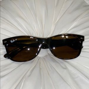 Ray Ban New Wayfarer Sunglasses